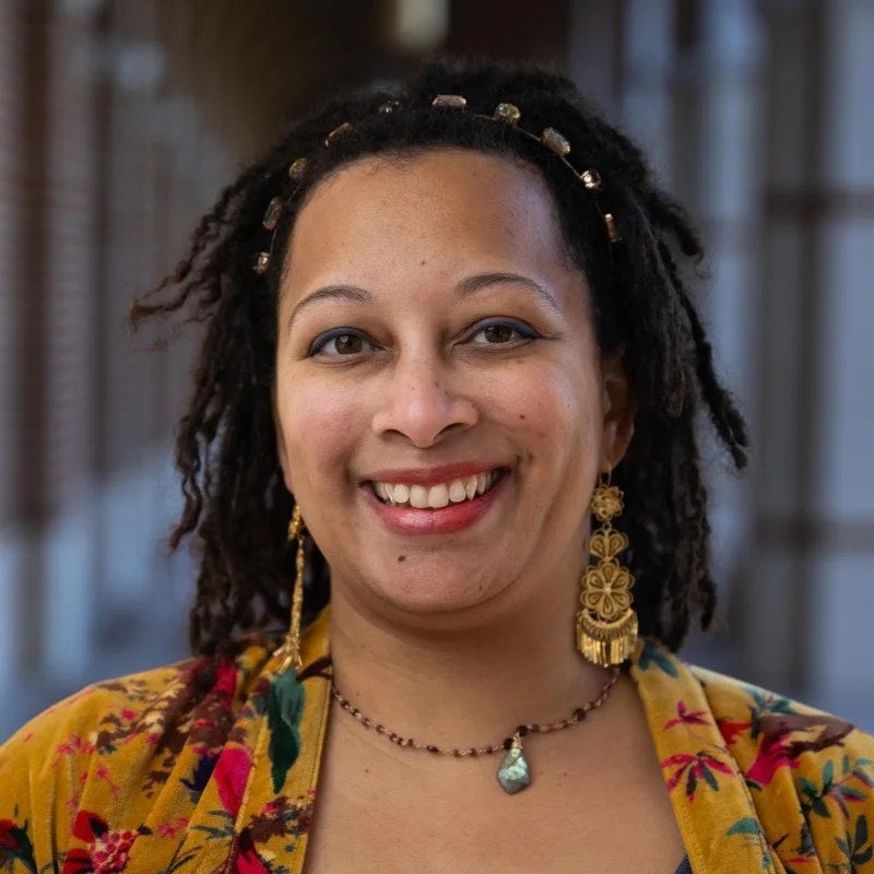 Tamara Jones headshot